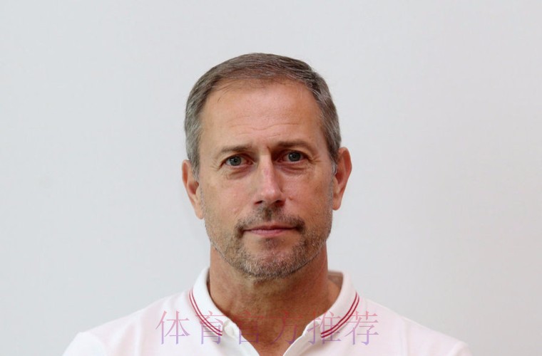 阿兰·佩兰不再担任男足国家队主教练 协会即启动新帅选聘工作