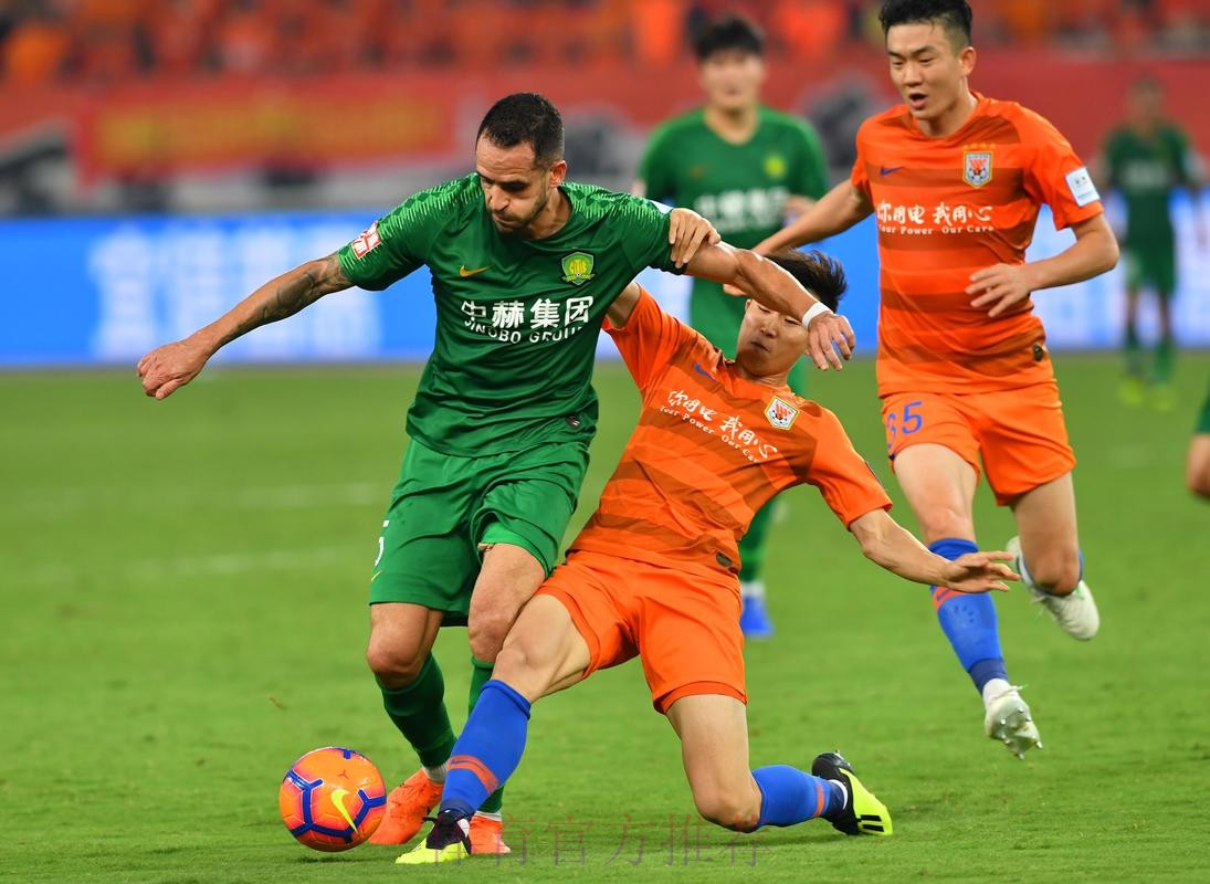 足协杯:国安主场1-1被鲁能逼平 客场压力大增 足协杯:国安主场1-1被鲁能逼平 客场压力大增